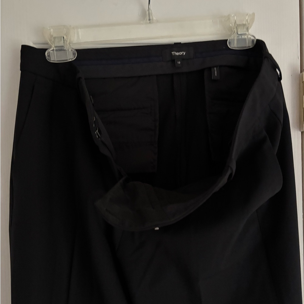 Theory Cropped Black Dress Pants size 10